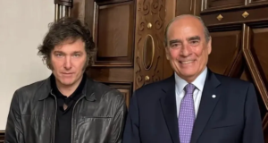 El jefe de Gabinete, Guillermo Francos, habló por primera vez y dijo que “El Presidente me eligió a mí porque con la política argentina se le hace complicado, no la entiende”