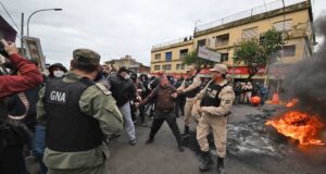 Misiones: Siguen las protestas de policías luego de que fracasaran las negociaciones y aseguran que «Se viene algo muy grave»