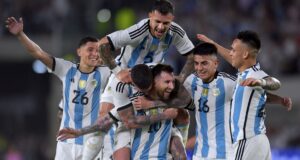 Argentina sigue líder del Ranking FIFA y se acerca a récords históricos