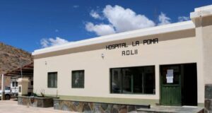 Conmoción en La Poma: tres niños cayeron en el pozo ciego de una escuela y uno de ellos falleció