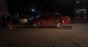 Funcionario de Sáenz conducía un vehículo oficial sin autorización y chocó. Se creen impunes.