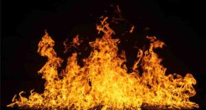 Feroz incendio en una vivienda en Orán: Se perdió todo y afirman que fue intencional