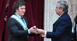 Javier Milei dejó un fuerte mensaje en redes para Alberto Fernández