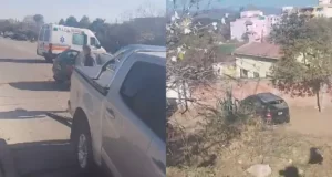 Por un fuerte choque tripe un conductor perdió el control y terminó dentro de un canal