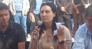 Intendenta de Mosconi critica medidas policiales y pide intervención de la Justicia