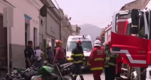 Incendio en un local comercial de calle España, cerca de un colegio