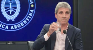 El Gobierno pretende auditar los gastos de las universidades, según Caputo