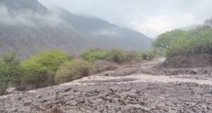 Ruta 33: Por el alud cortaron el tránsito a Cachi