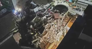 Derrumbe en Villa Gesell: buscan entre 7 y 9 personas desaparecidas