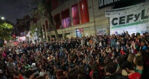 Protestas por el veto a la ley de financiamiento generan toma en doce universidades