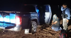 Dos hombres fueron detenidos con 10000 kg de coca: Atropellaron a policías e intentaron fugarse