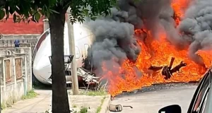 Avión privado se despista en San Fernando: dos muertos y graves daños materiales