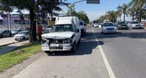 Accidente en Av. Paraguay: colisión entre dos vehículos deja una herida