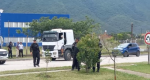 Operativo en San Benito: dos detenidos tras una persecución policial