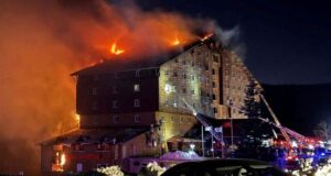 Tragedia en Turquía: incendio en centro de esquí deja 66 muertos y 51 heridos