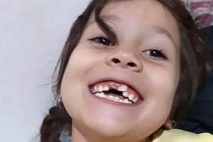 916691-kim-20la-20plata