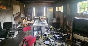 Ataque incendiario contra una distribuidora de alimentos en barrio El Mirador