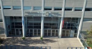 Revisarán la condena a una mujer por homicidio tras considerar el contexto de violencia de género