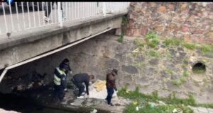 Después de la ola de inseguridad desalojan a personas en situación de calle en el canal de la Esteco