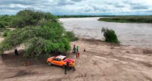 Alerta en Misión La Paz: el Pilcomayo amenaza con destruir la defensa y aislar la región