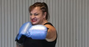 Alejandra “Locomotora” Oliveras fue operada de urgencia tras agravarse su estado por un ACV