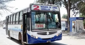 Un chofer de Saeta fue atacado con un cuchillo durante un intento de robo en Rosario de Lerma