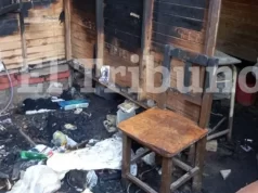 Un espiral encendido provocó un incendio que destruyó una vivienda en barrio La Ribera