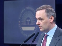 Adorni expone en Diputados en medio de cuestionamientos judiciales