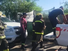 Buscan a un hombre por golpear a su pareja e incendiar una casa