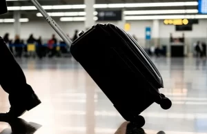 Golpe al bolsillo: Aerolíneas elimina el carry on gratis