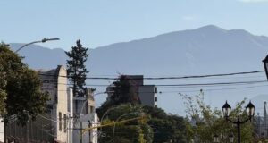 Marcha universitaria en Salta: SAETA advirtió demoras por cortes en el centro